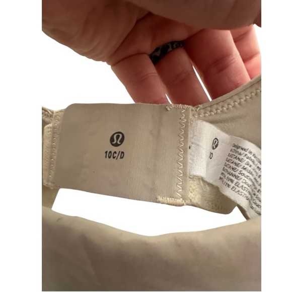 Lululemon In Alignment Straight-Strap Bra *Light Support, C/D Cup - Picture 5 of 6